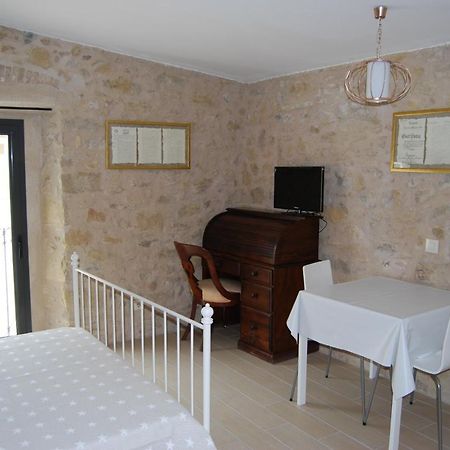 Apartaments Fonda Comerc 톨로엘라데몽트그리 외부 사진