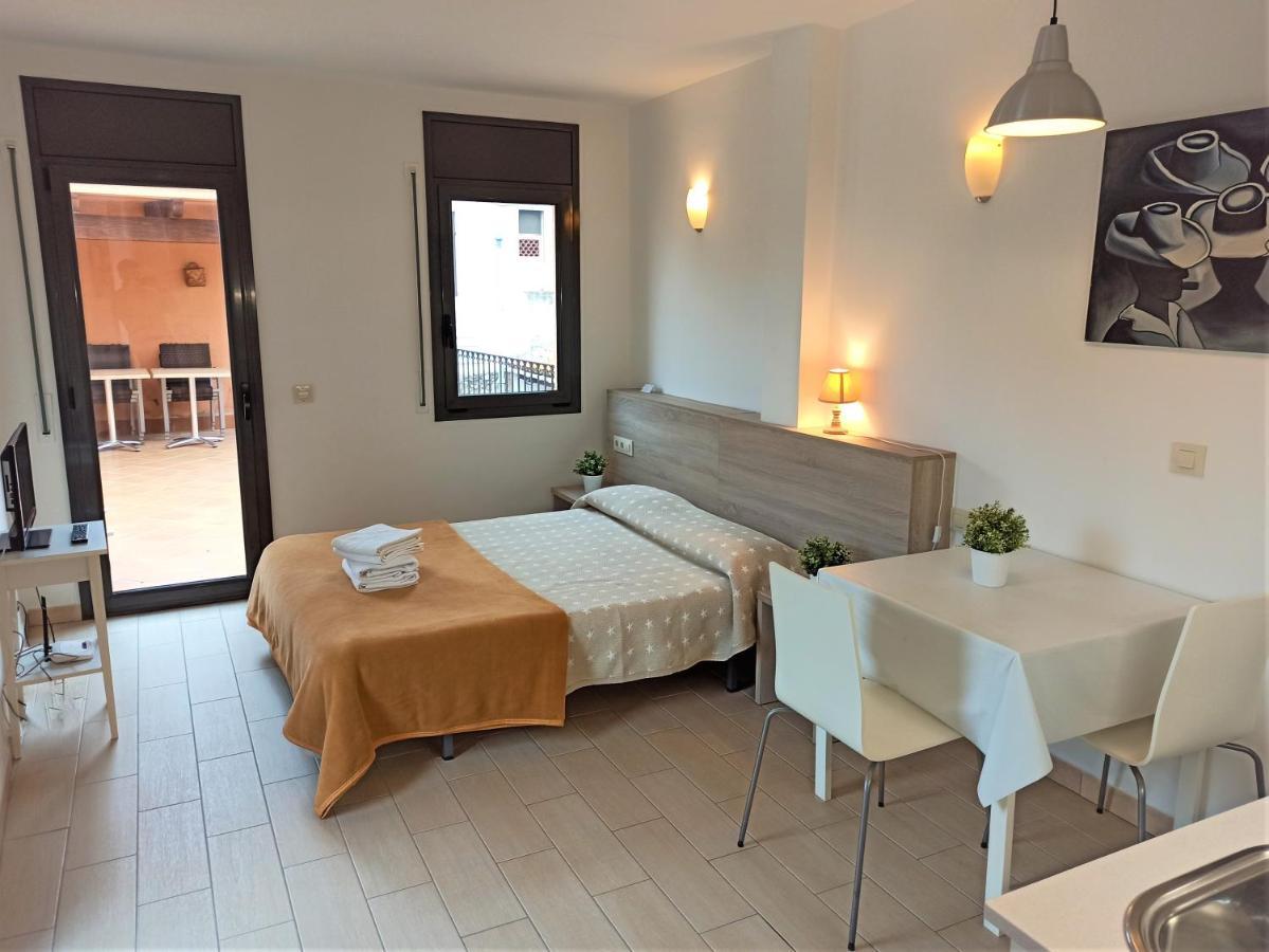 Apartaments Fonda Comerc 톨로엘라데몽트그리 외부 사진